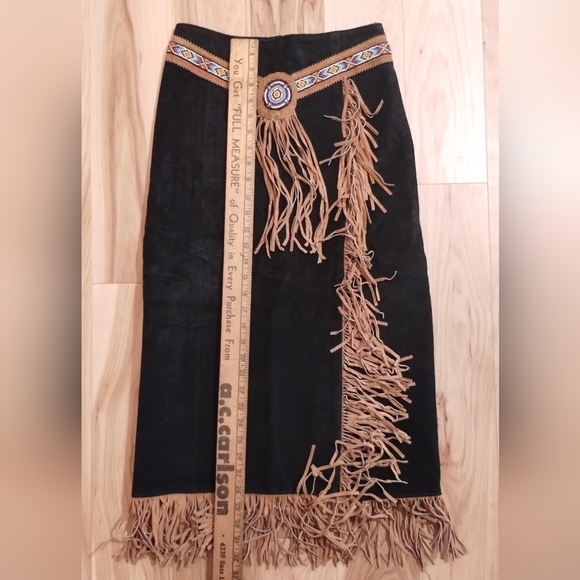 Frontier Collection vintage fringe leather beaded skirt - Picture 11 of 12